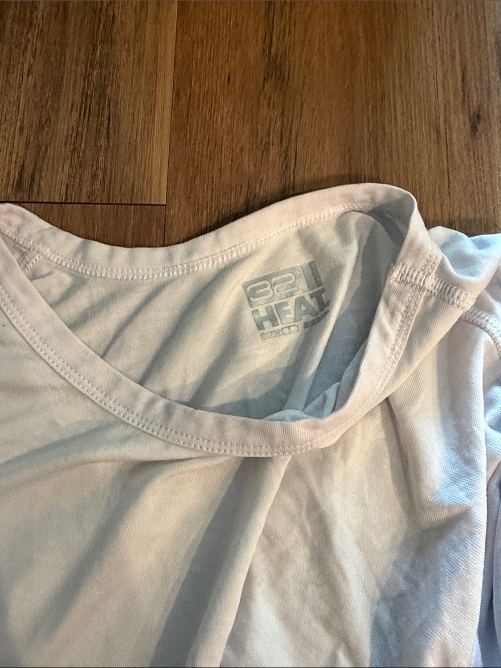 women’s thermal long sleeves - Picture 4 of 7